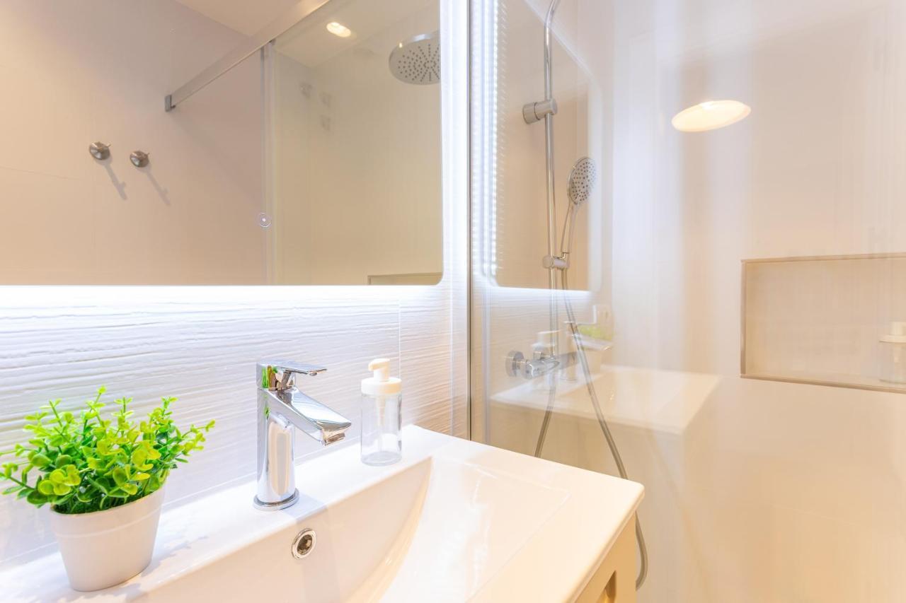Apartamento Souviron مالقة المظهر الخارجي الصورة